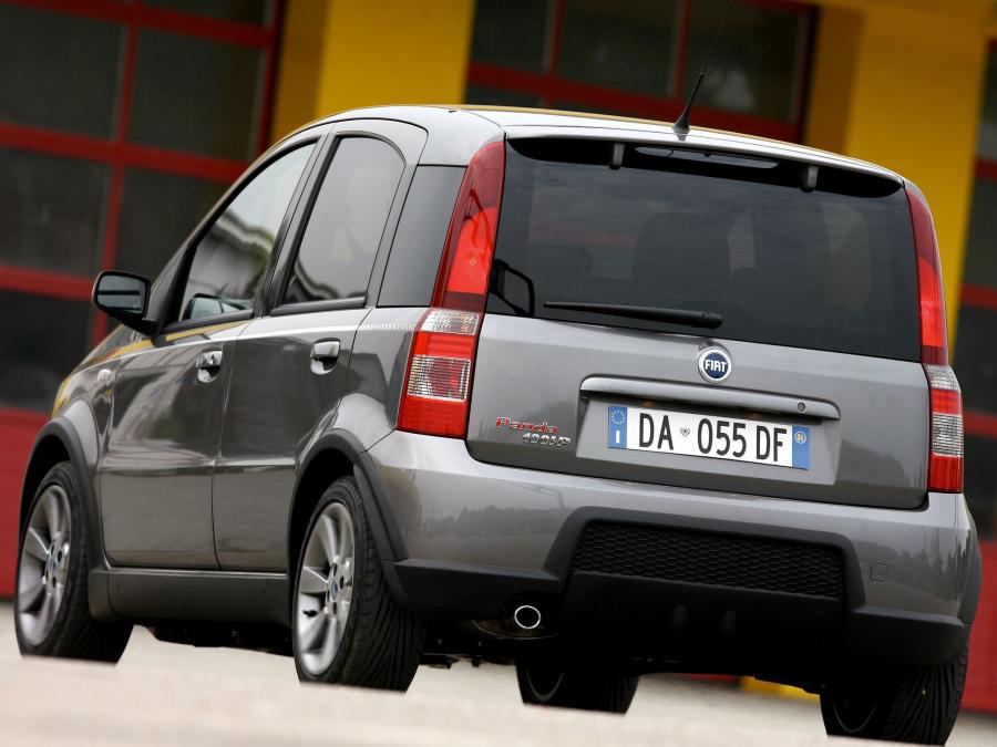 Fiat Panda 100 HP 2006 года  (фото 4 из 16)